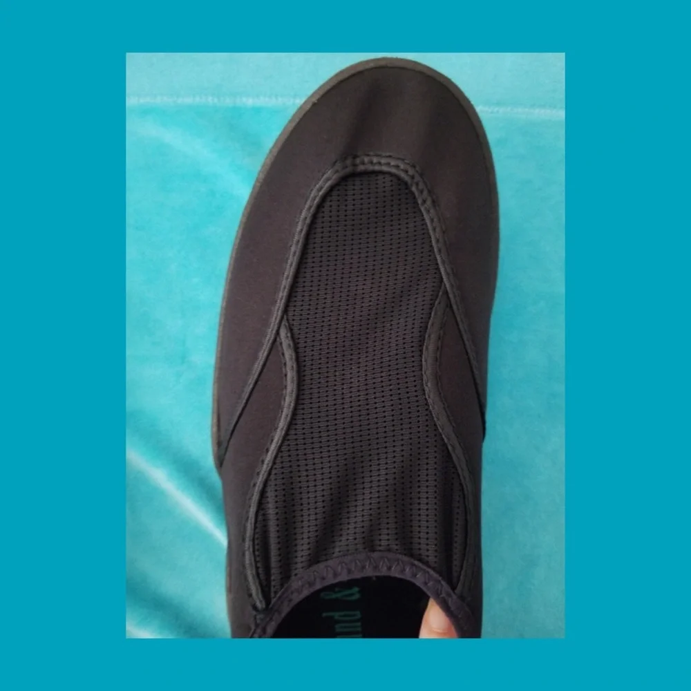 Vintage 90s Men’s Black Mesh SAND & SUN Summer Beach Pool Water Shoes Size 9